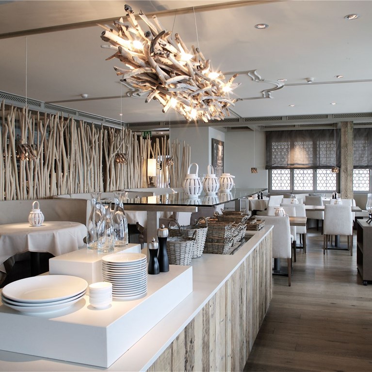 Das Restaurant Seerose in Meisterschwanden, stilvolles Ambiente liebevoll im natural chic eingerichtet
