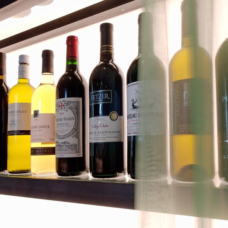 Seerose Bar & Lounge erlesene Weinauswahl am Hallwilersee