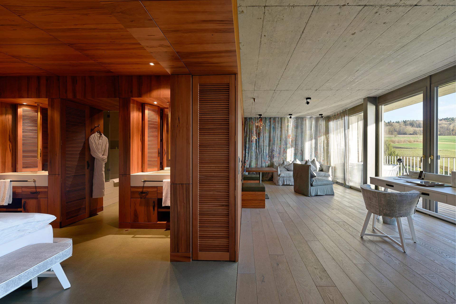 seerose-resort-and-spa-meisterschwanden_rooms_cocon_suite_02.jpg